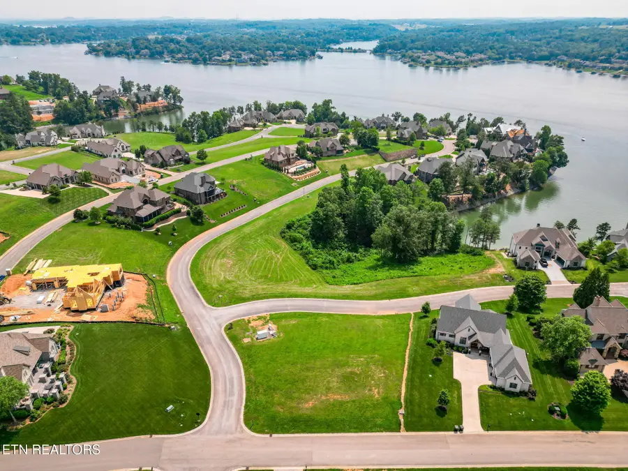 210 Beacon Court, Lenoir City, TN 37772 - #3