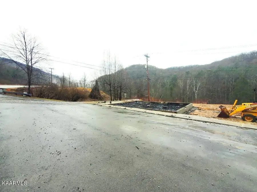 10885 E Us Highway, Pineville, KY 40977 - #2