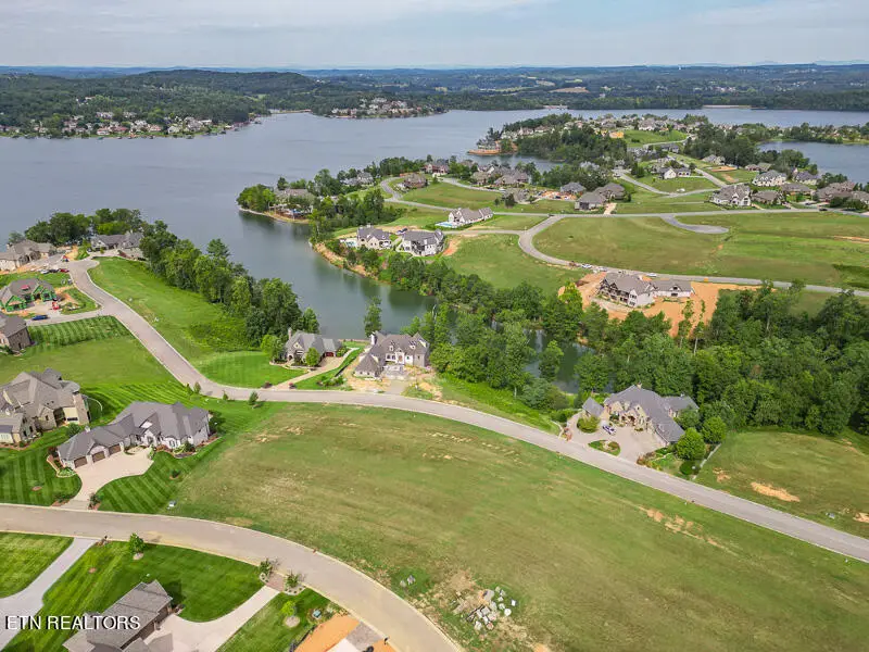 470 Commodore Drive, Lenoir City, TN 37772 - #2