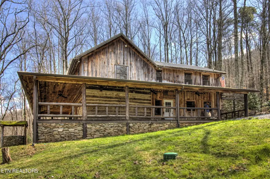 1255 Shuler Rd Rd, Townsend, TN 37882 - #3