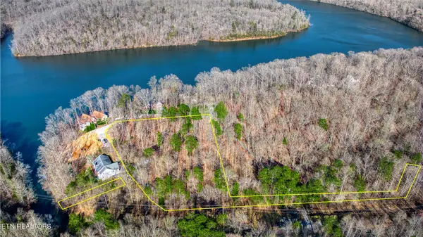 Rocky Top Rd, Lenoir City, TN 37771