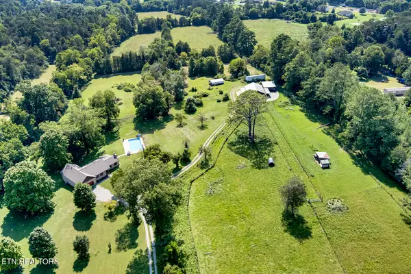 4923 Shipe Rd, Corryton, TN 37721