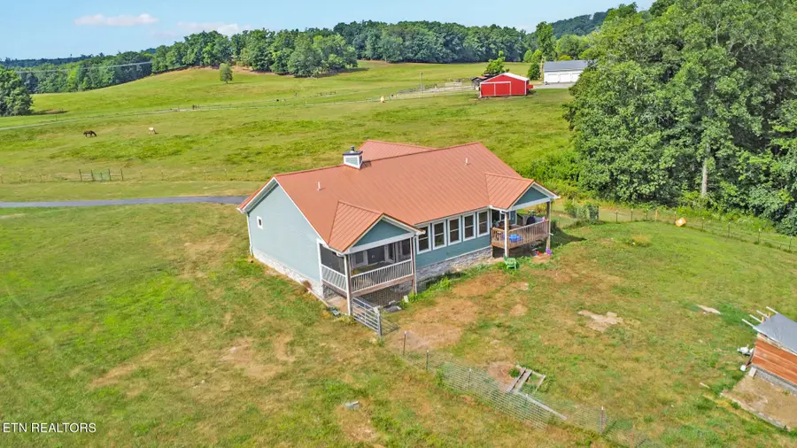 300 Kayser Ranch Rd, Oakdale, TN 37829 - #2