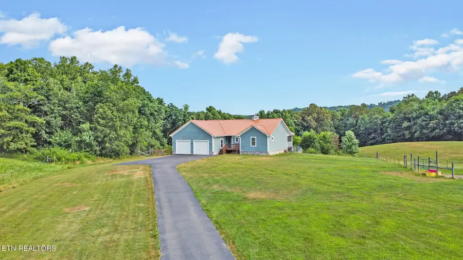 300 Kayser Ranch Rd, Oakdale, TN 37829 - #3