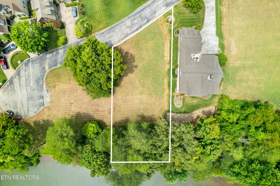 1671 Rarity Bay Pkwy, Vonore, TN 37885 - #2