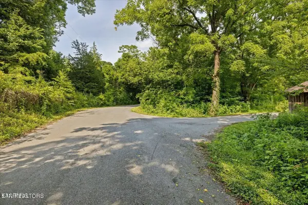 Nuns Cove Road, Sevierville, TN 37876