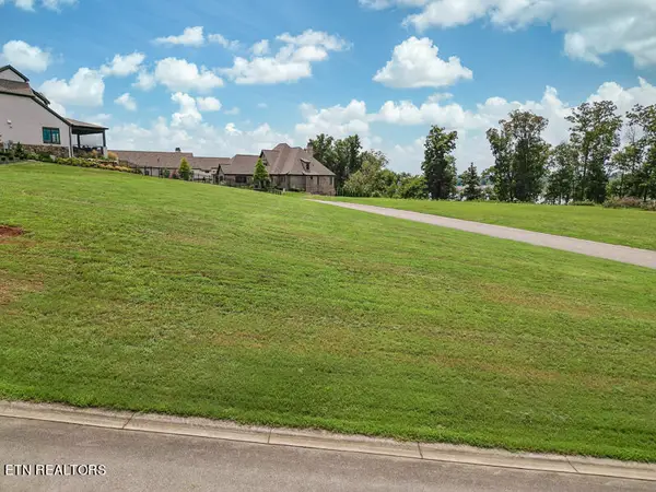 240 Southern Way, Lenoir City, TN 37772