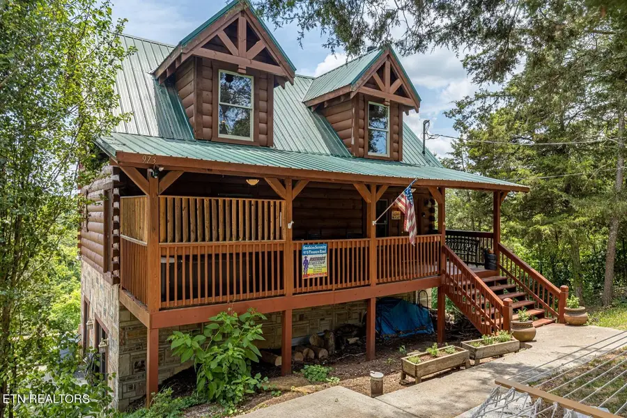 973 Pleasure Rd, Sevierville, TN 37876 - #2