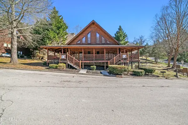 3126 Smoky Ridge Way, Sevierville, TN 37862