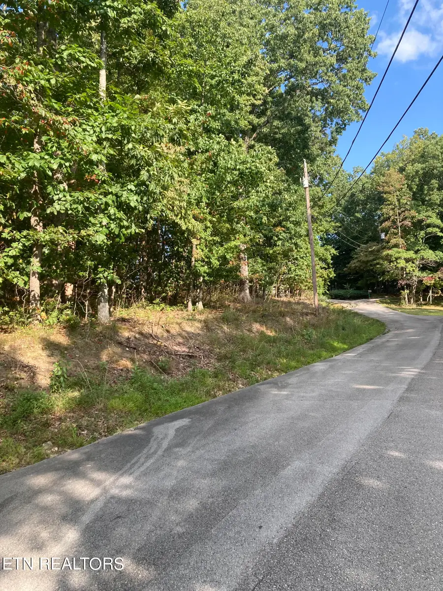 15 Killearn Court, Crossville, TN 38558 - #3