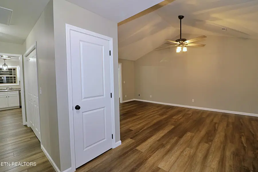 686 Taylon Lane, Oneida, TN 37841 - #3