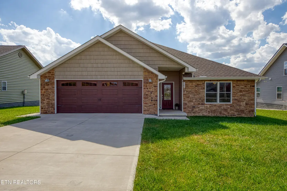 2707 Cook Rd, Crossville, TN 38555 - #1