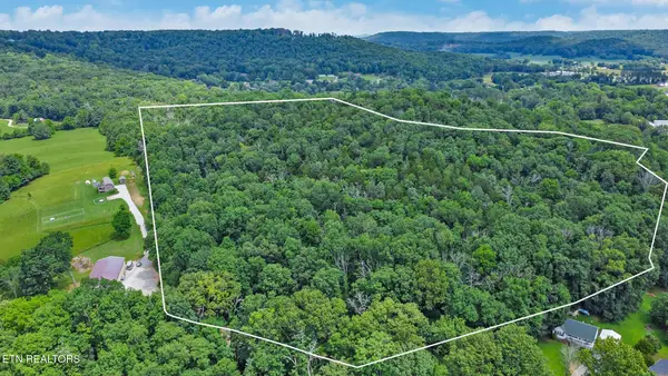 1644 Walker Cove Rd, Sparta, TN 38583