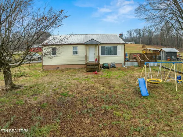 251 Oak Grove Rd, Sharps Chapel, TN 37866