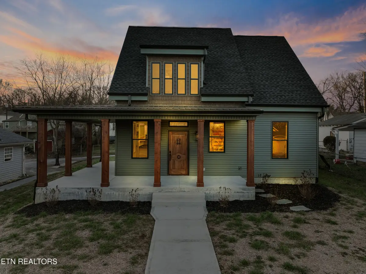 2523 Washington Ave, Knoxville, TN 37917 - #1