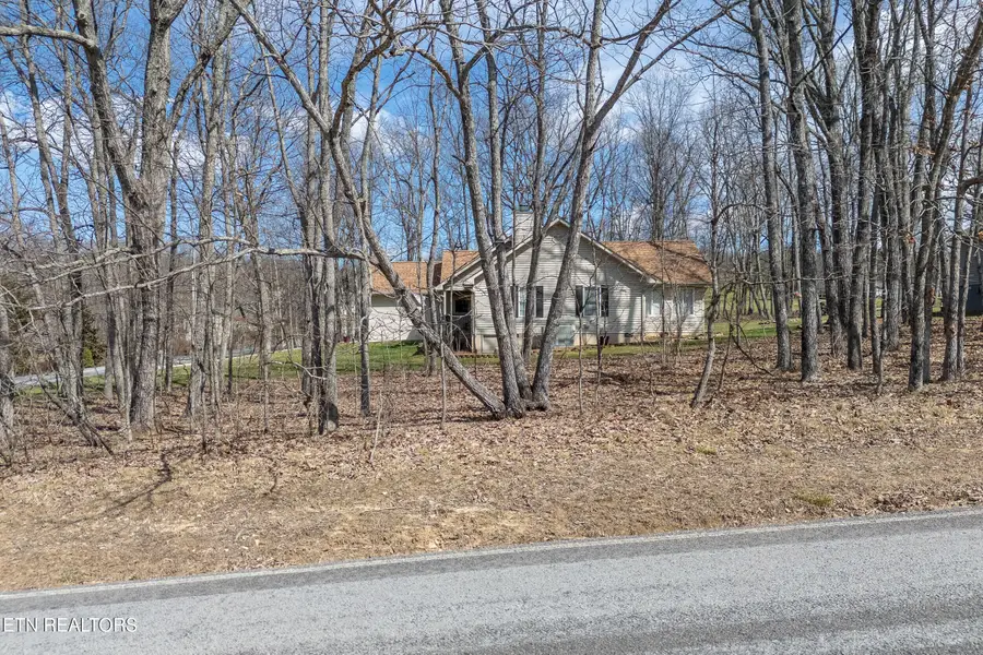 175 Greenwood Rd, Crossville, TN 38558 - #3