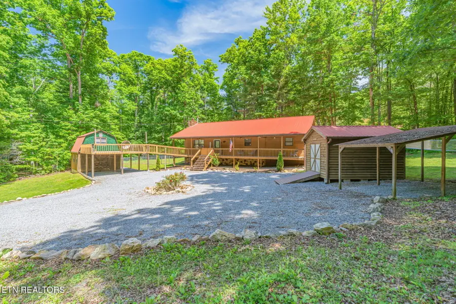 3394 Laurelwood Rd, Cosby, TN 37722 - #2