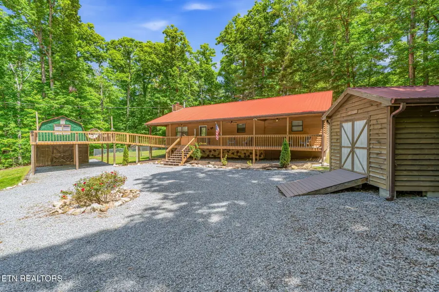 3394 Laurelwood Rd, Cosby, TN 37722 - #3