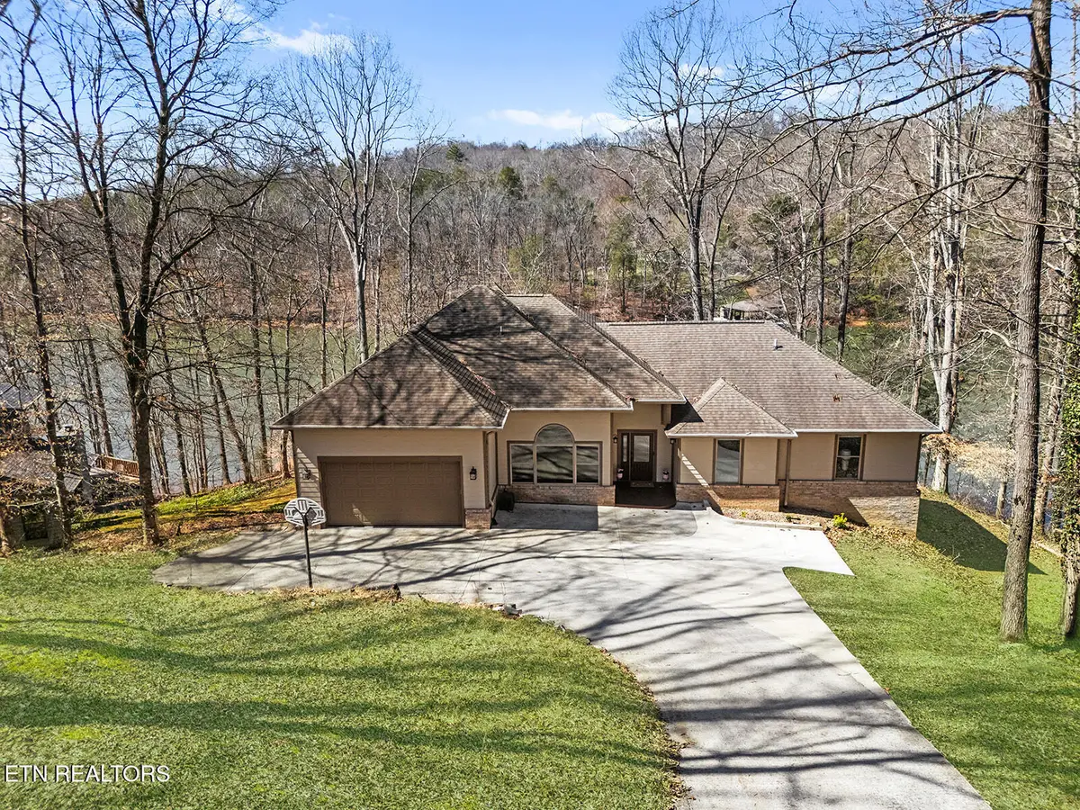 24 Northcove Estates Drive, Greenback, TN 37742 - #1