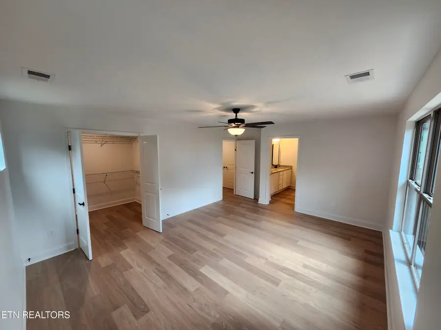 1821 Bennett Village Drive, Maryville, TN 37804 - #2