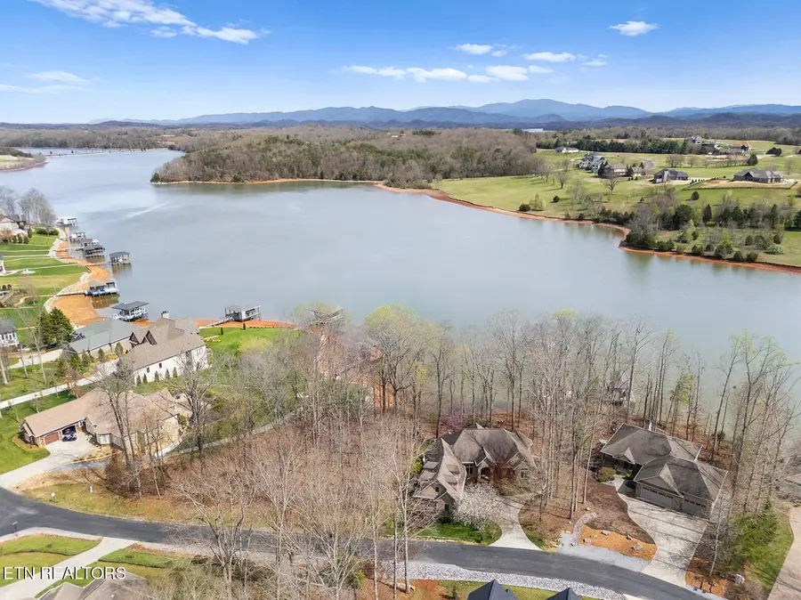 112 Hiwonihi Tr, Vonore, TN 37885 - #2