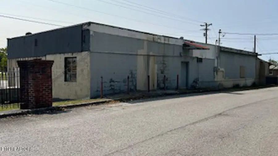 19421 Alberta St, Oneida, TN 37841 - #2