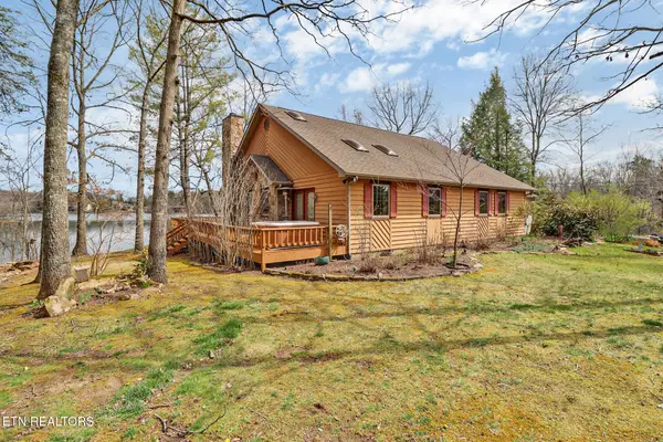 140 Tawny Oak Loop, Crossville, TN 38558