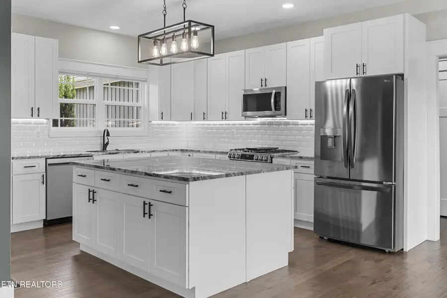 279 Lakeside Meadows Circle, Madisonville, TN 37354 - #2