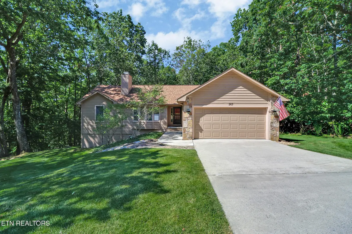207 Overlook Lane, Crossville, TN 38558 - #1