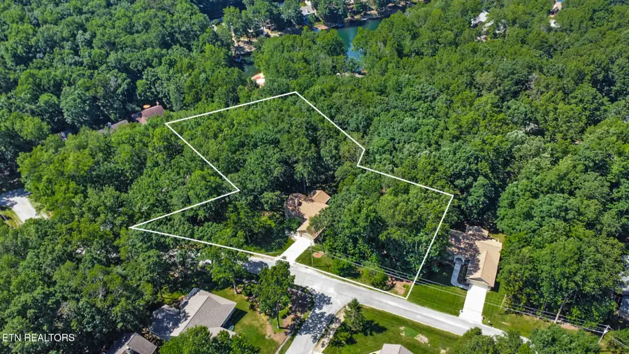 207 Overlook Lane, Crossville, TN 38558 - #2