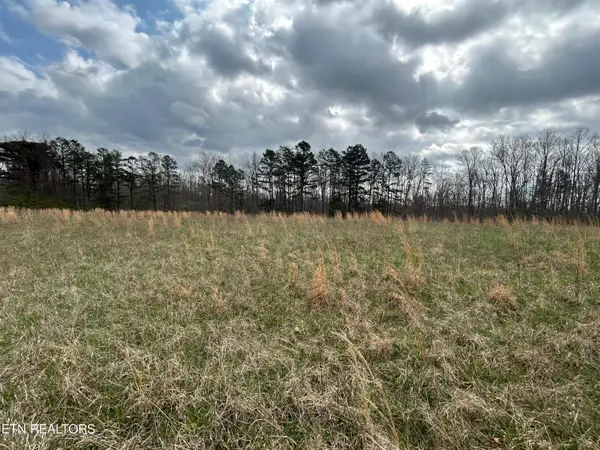 Pickett Park Hwy, Jamestown, TN 38556