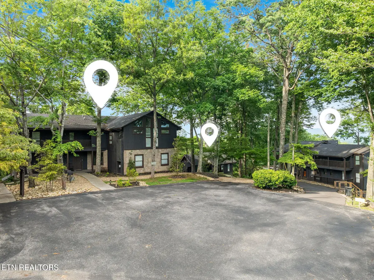 1120 Tanrac Tr, Gatlinburg, TN 37738 - #1