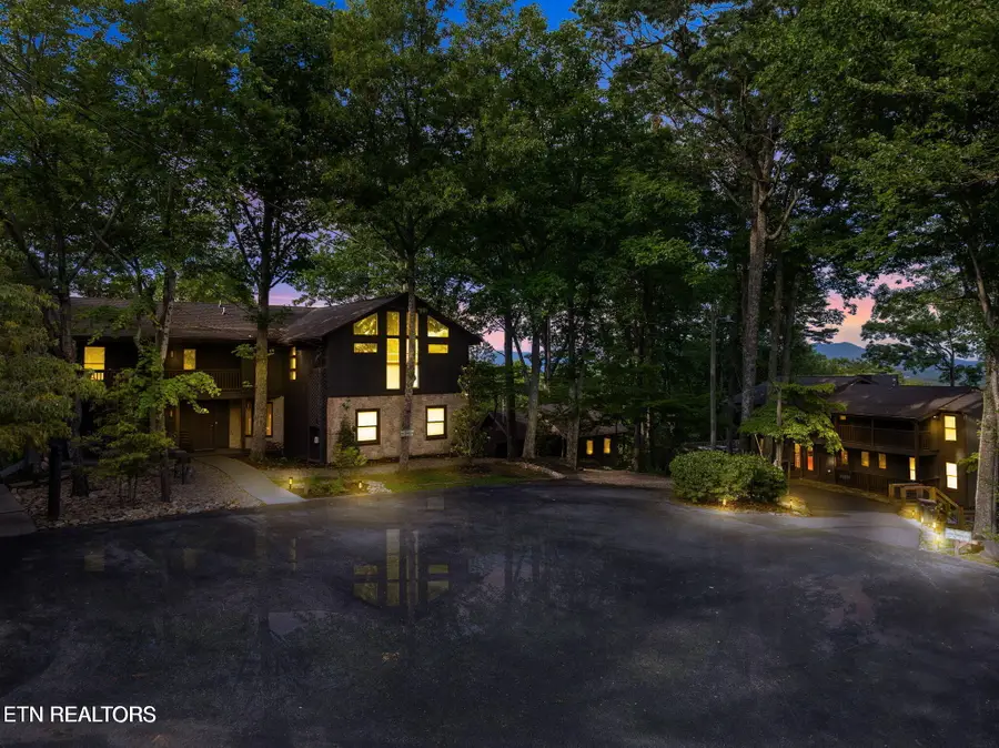 1120 Tanrac Tr, Gatlinburg, TN 37738 - #2
