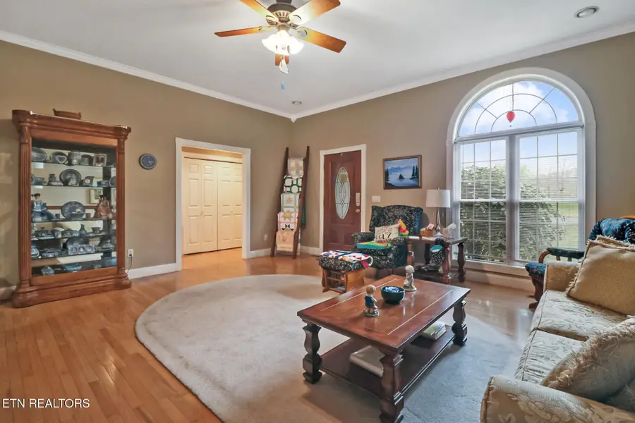 281 Hatler Rd, Crossville, TN 38555 - #2