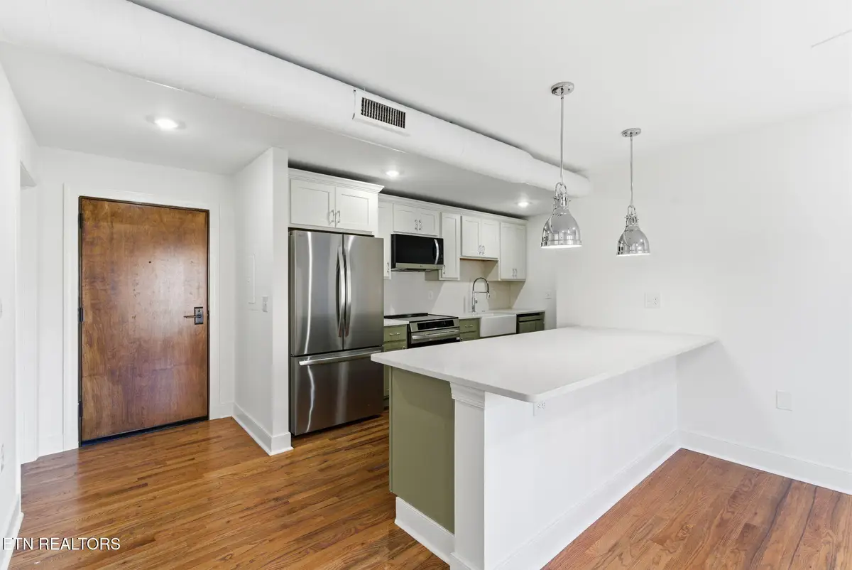 E 2724 Magnolia Ave #102, Knoxville, TN 37914 - #1