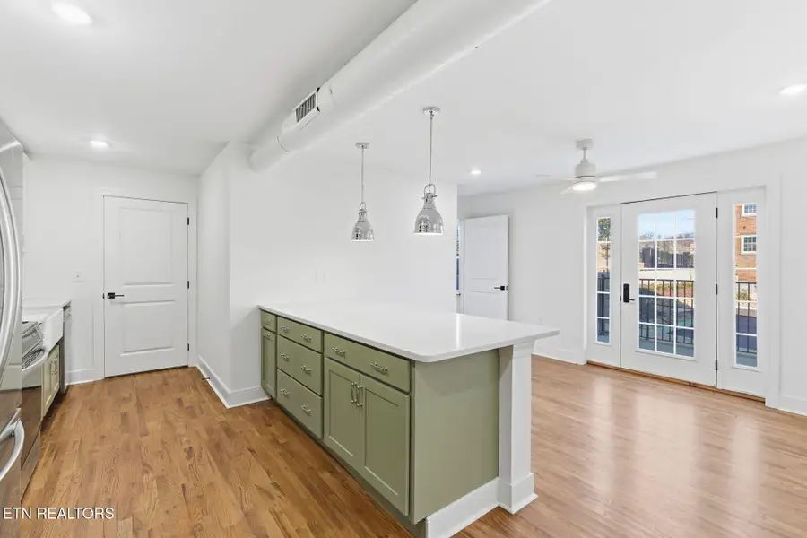 E 2724 Magnolia Ave #102, Knoxville, TN 37914 - #2