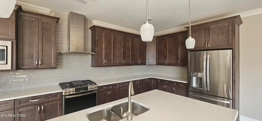 471 Trillium Tr, Lenoir City, TN 37771 - #3