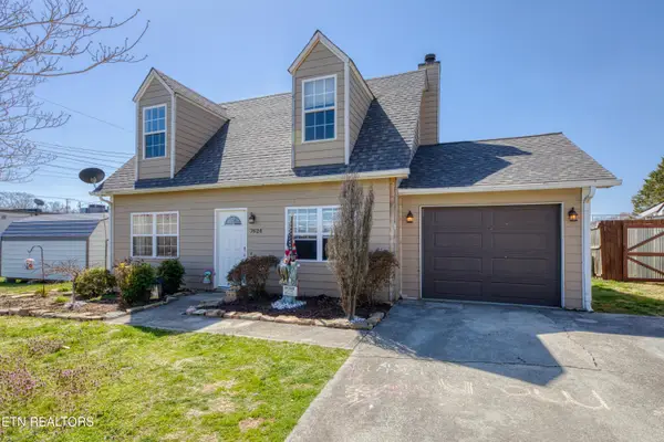 7624 Camden Rd, Powell, TN 37849