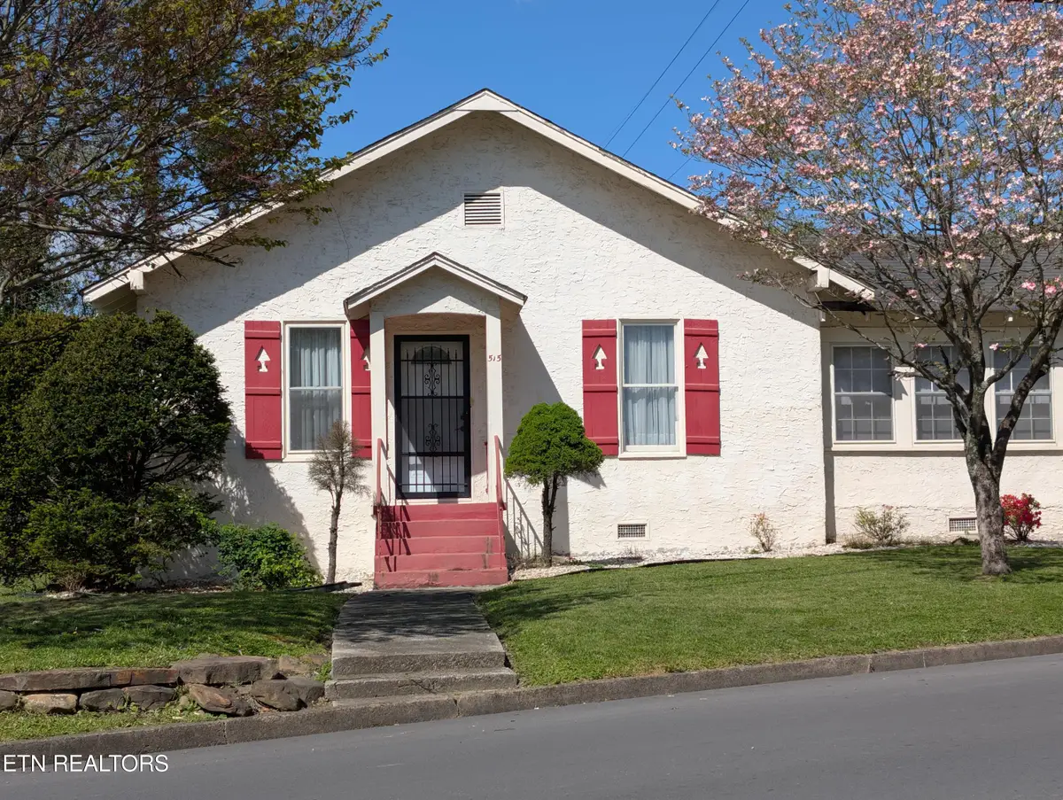 515 N 25th St, Middlesboro, KY 40965 - #1