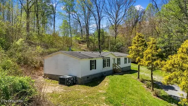 1161 Essary Road, Tazewell, TN 37879