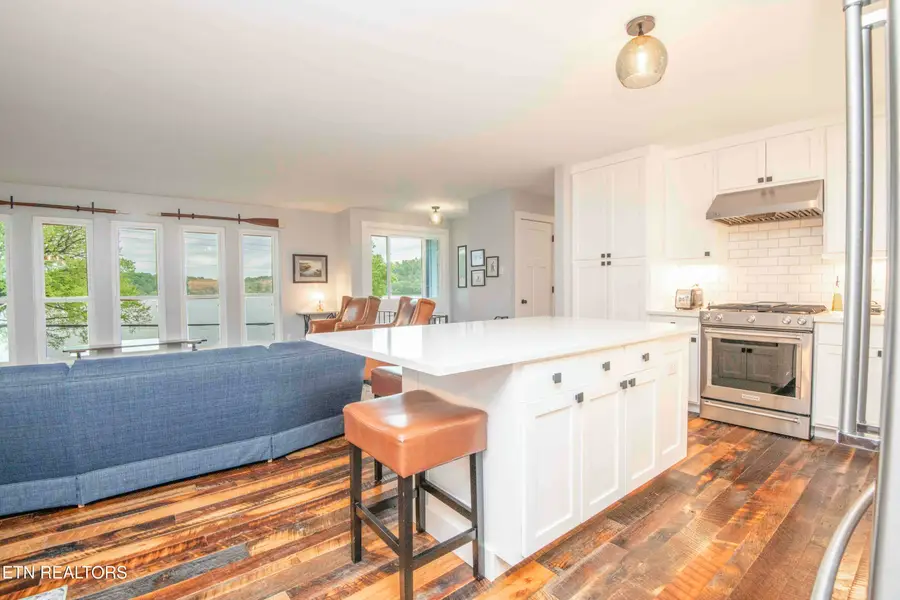 2212 Jones Bend Rd, Louisville, TN 37777 - #3