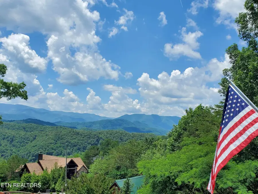 210 Meghans Way, Townsend, TN 37882 - #2