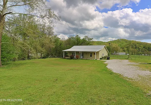 162 Floyd Jeffers Rd, Huntsville, TN 37756