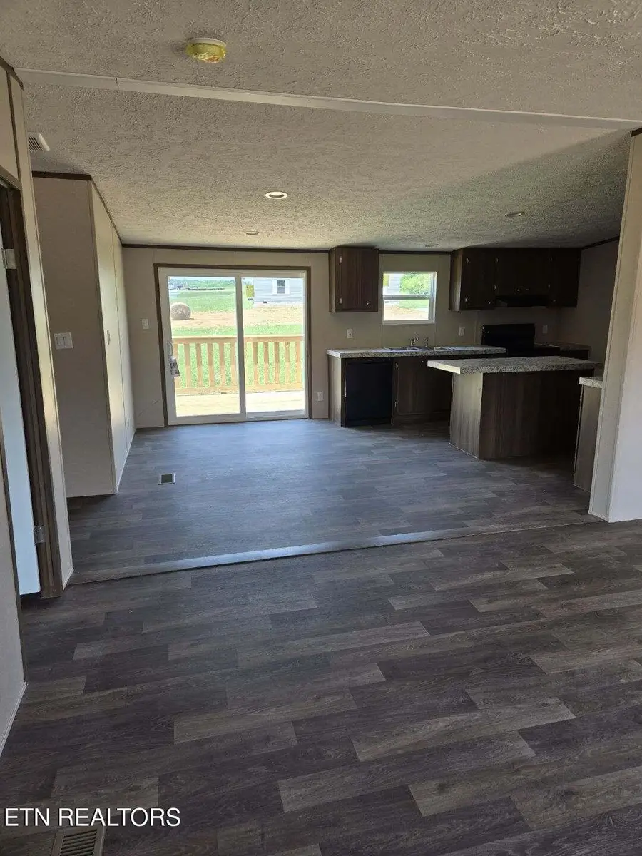 423 Mccroskey St, Englewood, TN 37329 - #2