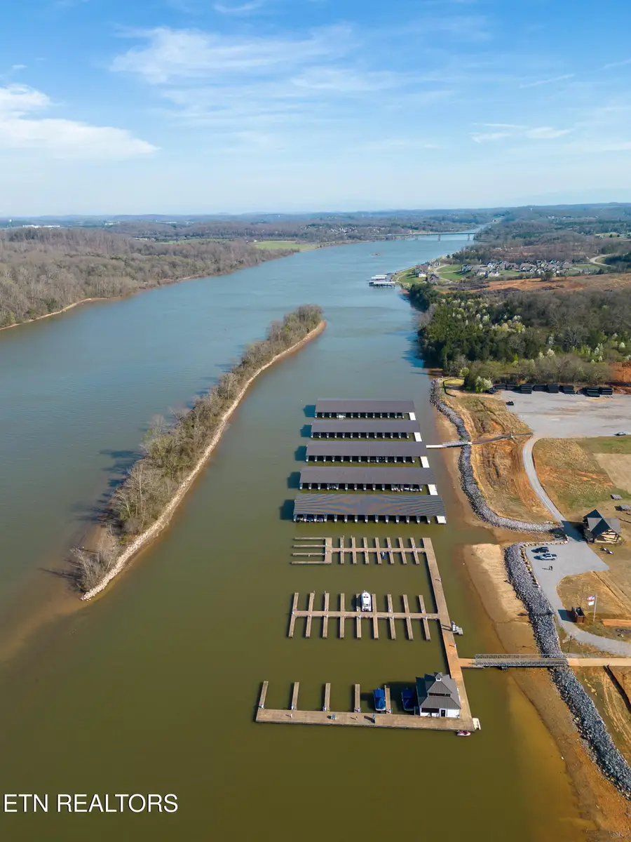 1097 Black Cove Lane, Loudon, TN 37774 - #2