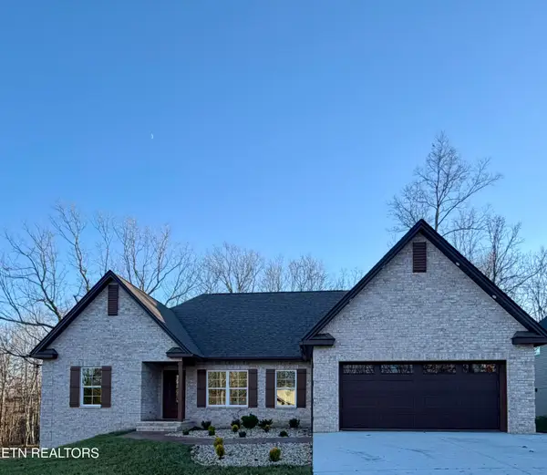 630 Lakeview Drive, Crossville, TN 38558
