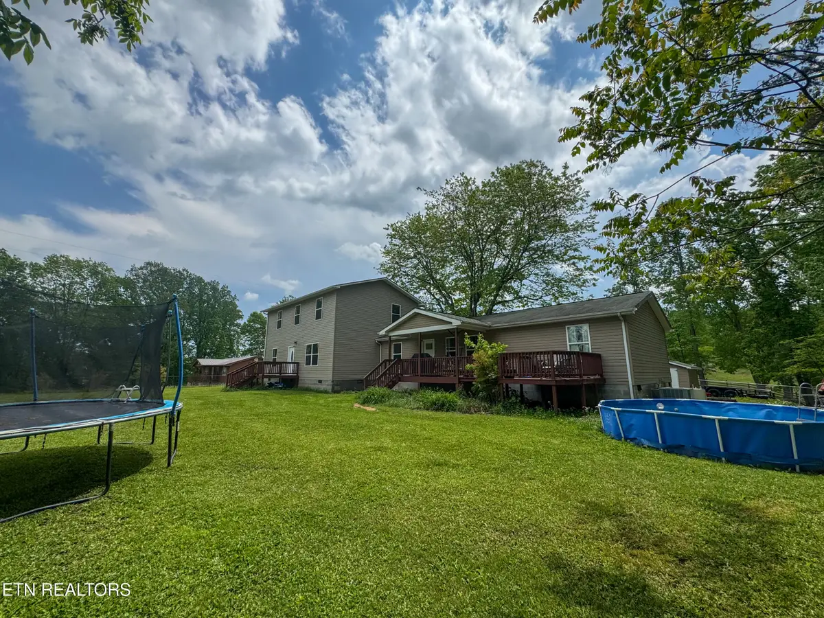 290 Landmark Rd, Oneida, TN 37841 - #1