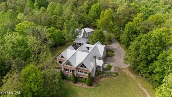 530 Blockhouse Rd, Maryville, TN 37803