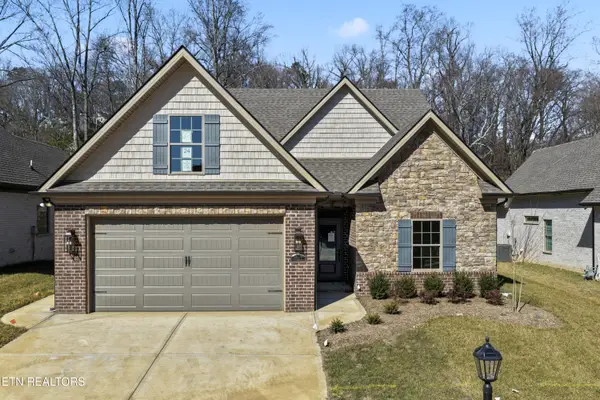 1125 Chardonnay Lane, Knoxville, TN 37932