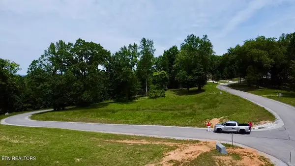 625 & 626 Prestige Ridge/n Two Rivers, LaFollette, TN 37729